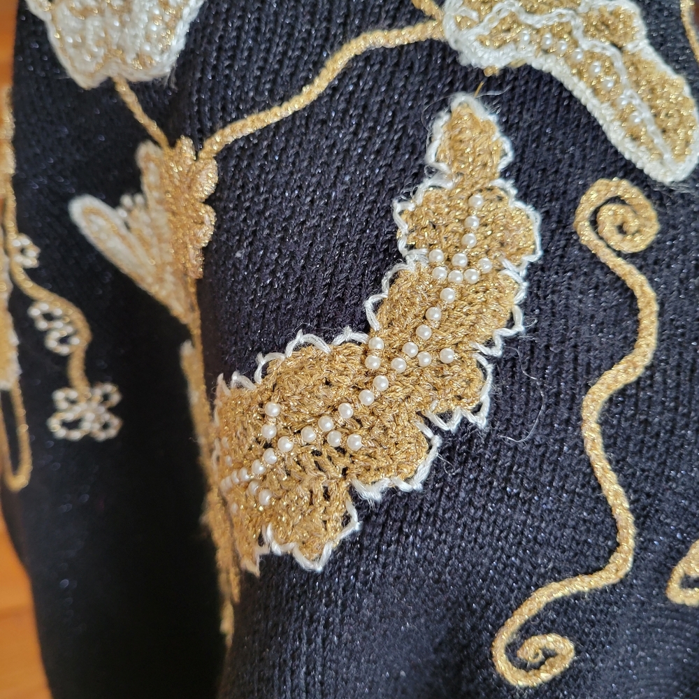 Vintage Beaded Sweater Black Shimmer  Gold Applique Pearl Beads Jocelyn Smith M - Picture 11 of 12